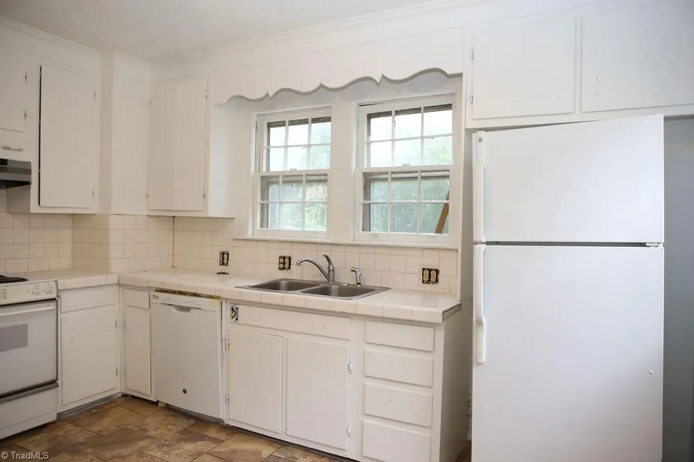 1806 Walker Avenue #A Greensboro, NC 27403