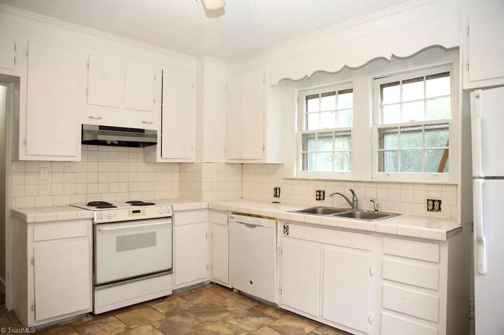 1806 Walker Avenue #A Greensboro, NC 27403