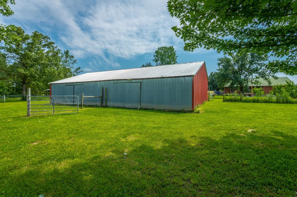 2195 Myers Road Pikeville, TN 37367