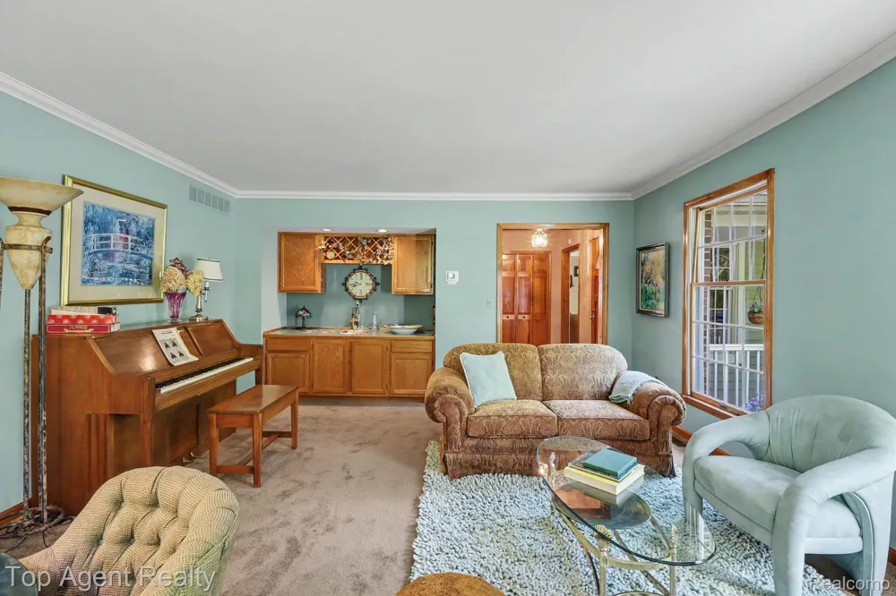 2411 Farmbrook Trail Addison Township, MI 48370