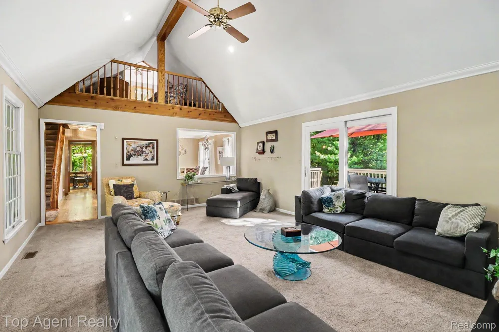 2411 Farmbrook Trail Addison Township, MI 48370