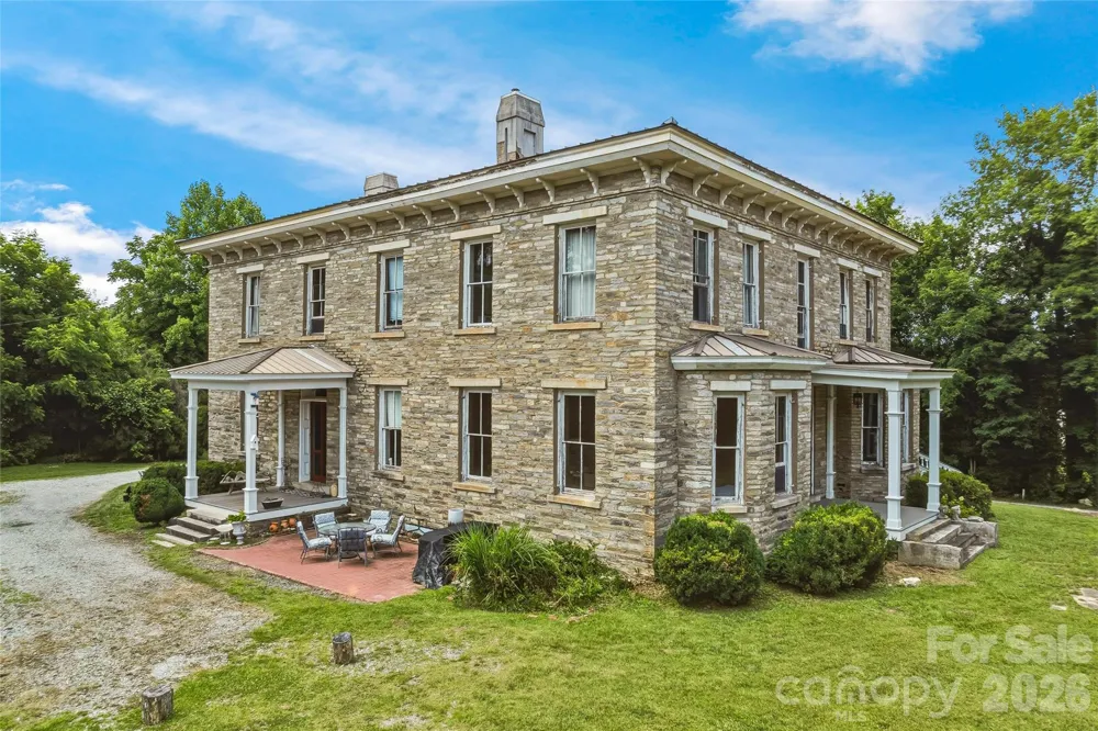 31 Meadows Blake House Lane Fletcher, NC 28732