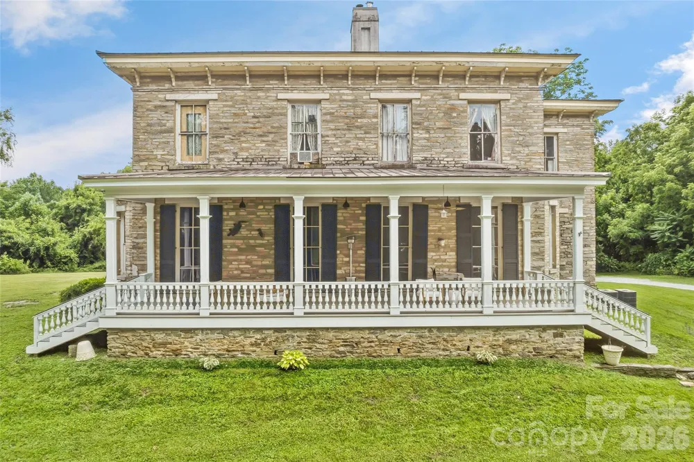 31 Meadows Blake House Lane Fletcher, NC 28732