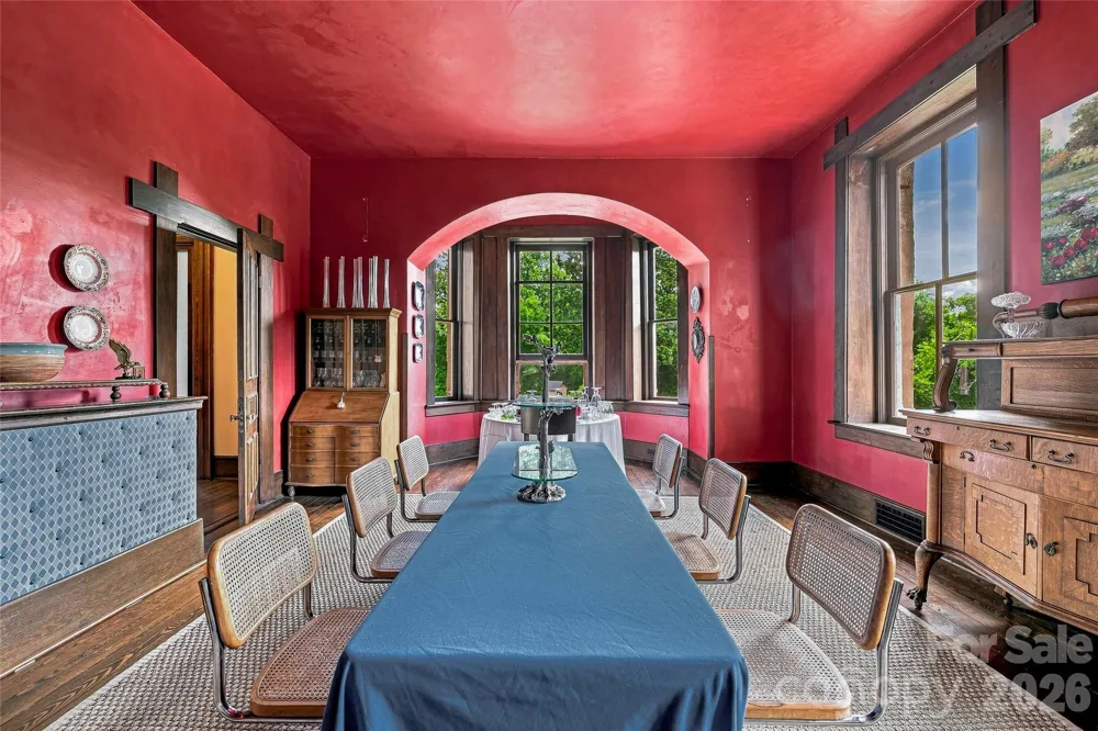 31 Meadows Blake House Lane Fletcher, NC 28732