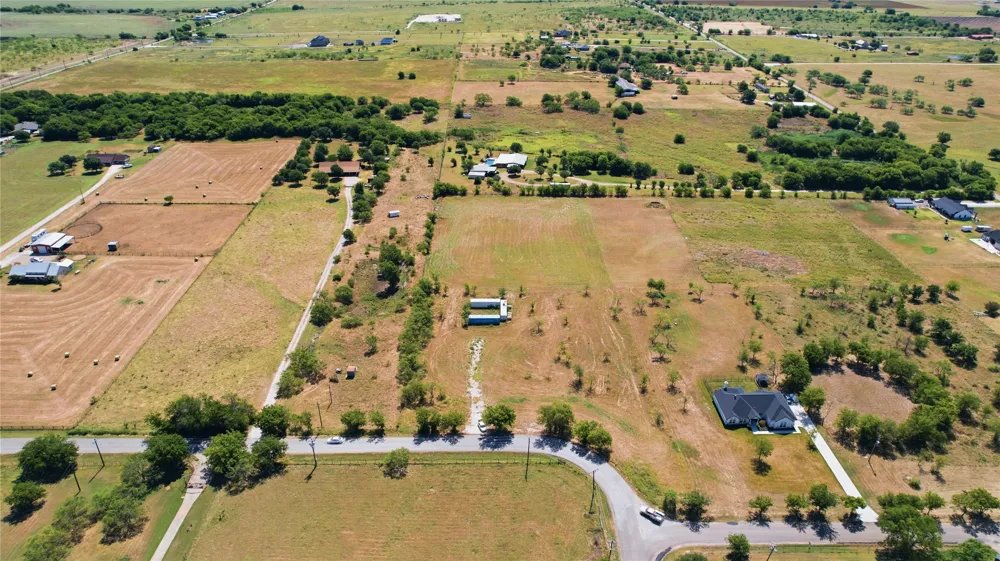 5675 County Road 913 Godley, TX 76044