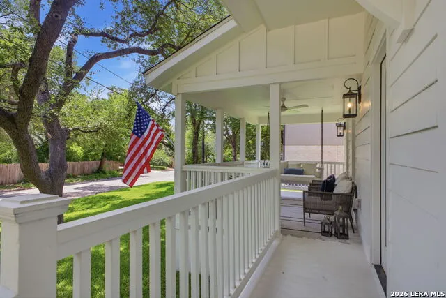 301 OGDEN LN Alamo Heights, TX 78209