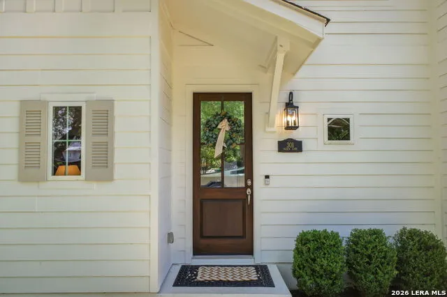 301 OGDEN LN Alamo Heights, TX 78209