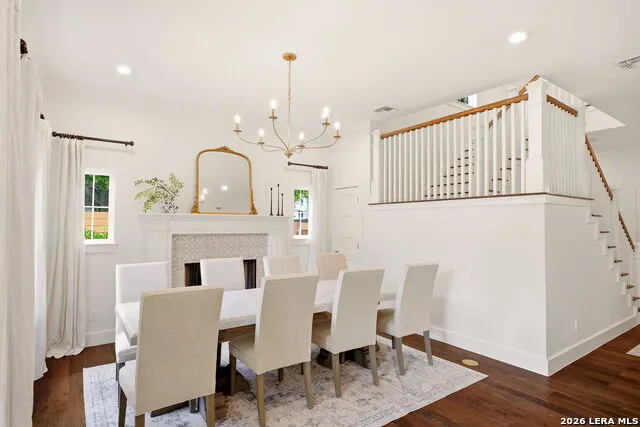 301 OGDEN LN Alamo Heights, TX 78209