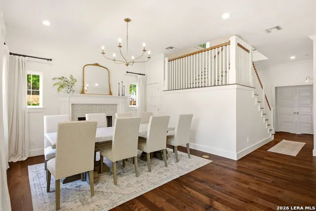 301 OGDEN LN Alamo Heights, TX 78209