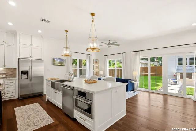 301 OGDEN LN Alamo Heights, TX 78209