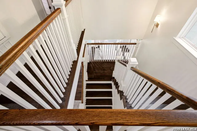 301 OGDEN LN Alamo Heights, TX 78209