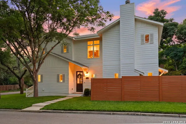 301 OGDEN LN Alamo Heights, TX 78209