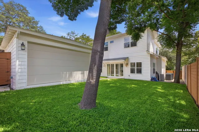 301 OGDEN LN Alamo Heights, TX 78209