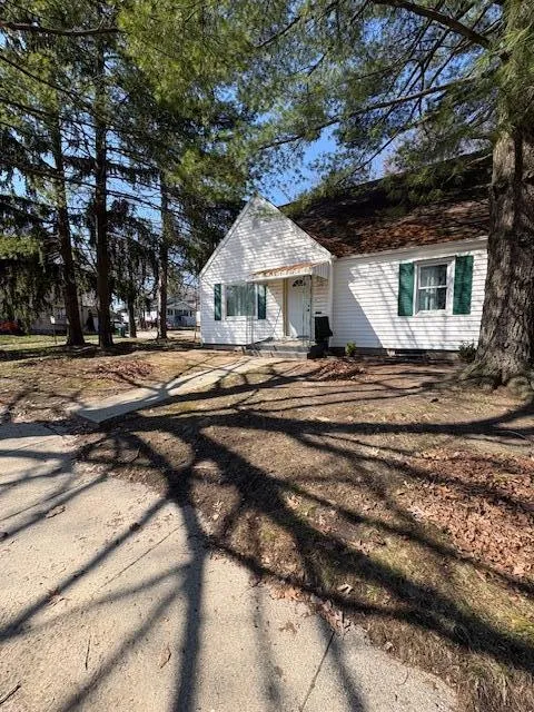 520 S Holmes Street Lansing, MI 48912
