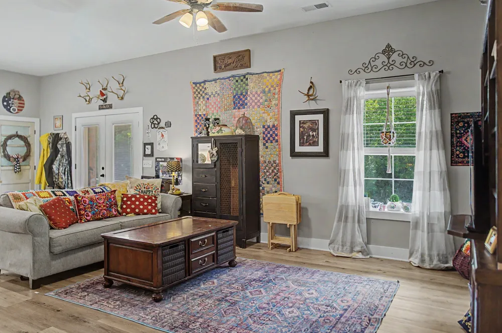 1505 Dark Hollow Rd Lafayette, TN 37083