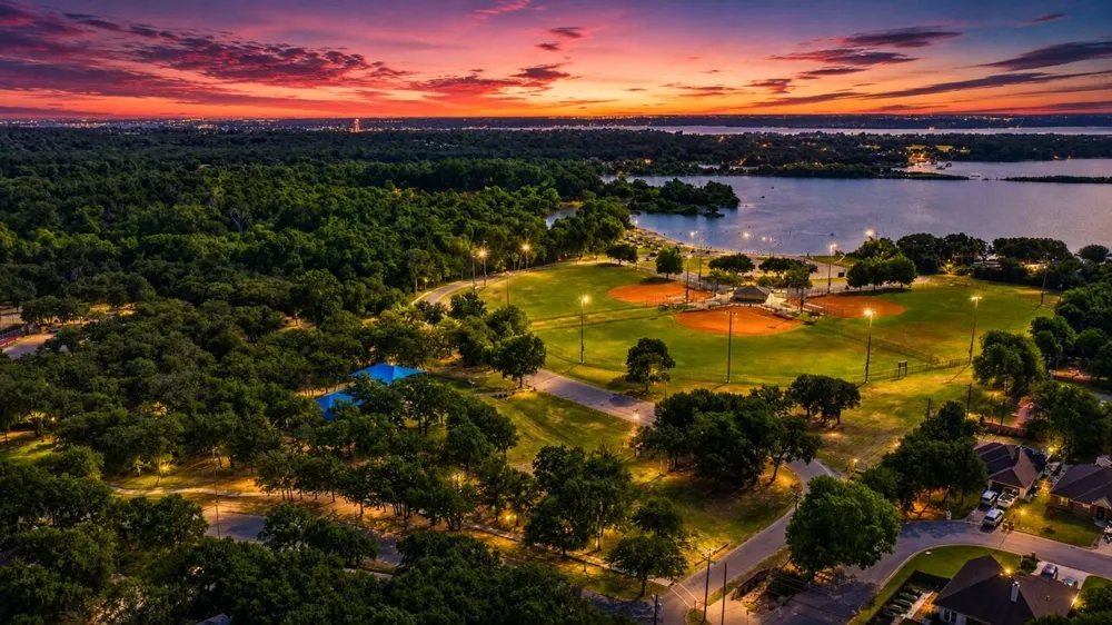 531 Hidden Springs Trail Azle, TX 76020