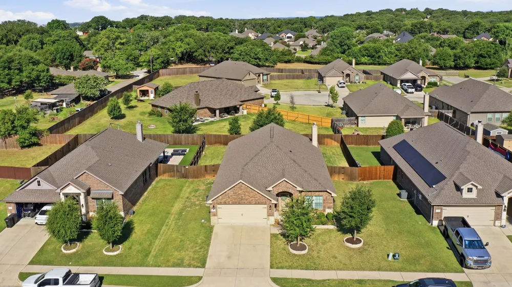 531 Hidden Springs Trail Azle, TX 76020