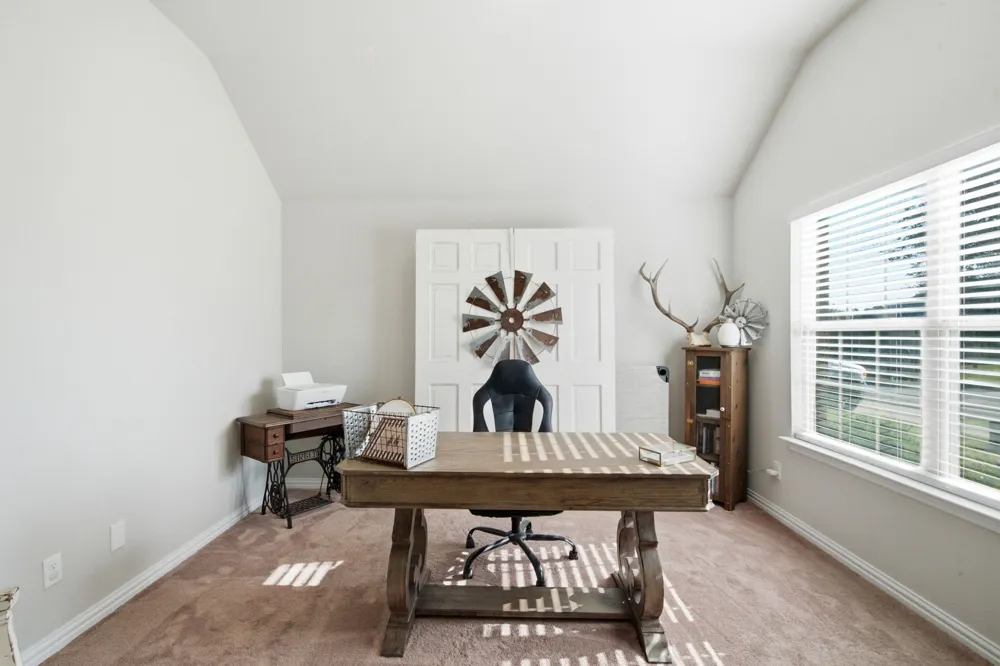 531 Hidden Springs Trail Azle, TX 76020