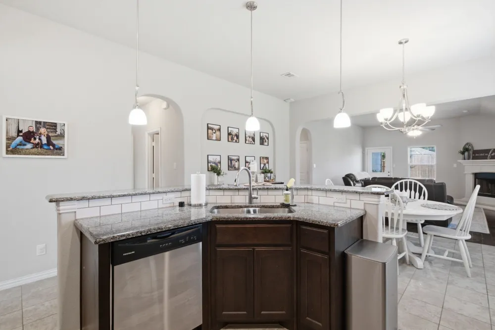 531 Hidden Springs Trail Azle, TX 76020