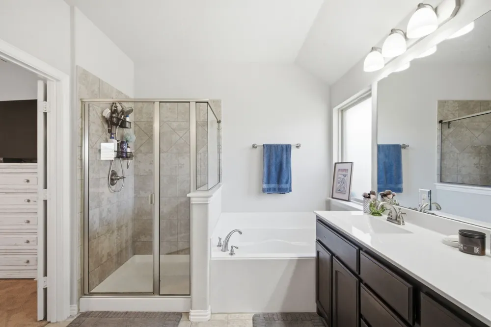 531 Hidden Springs Trail Azle, TX 76020