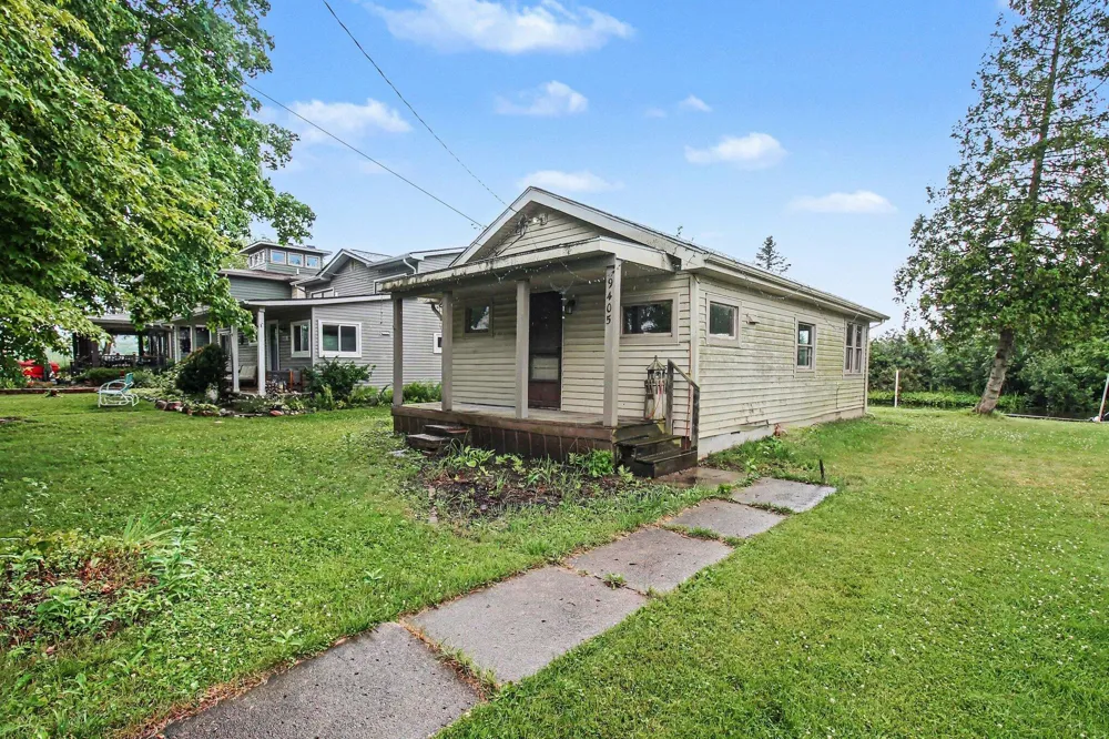 9405 Linck Drive Pinckney, MI 48169