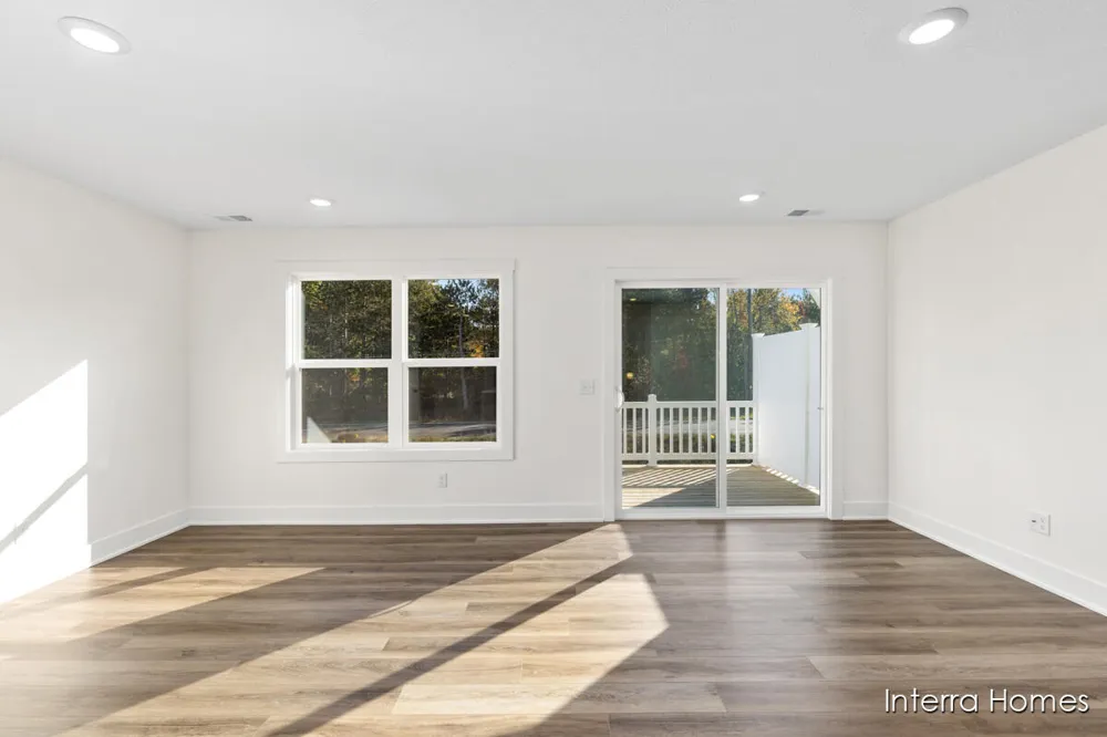 6136 Burgess Drive #6 Spring Lake, MI 49456