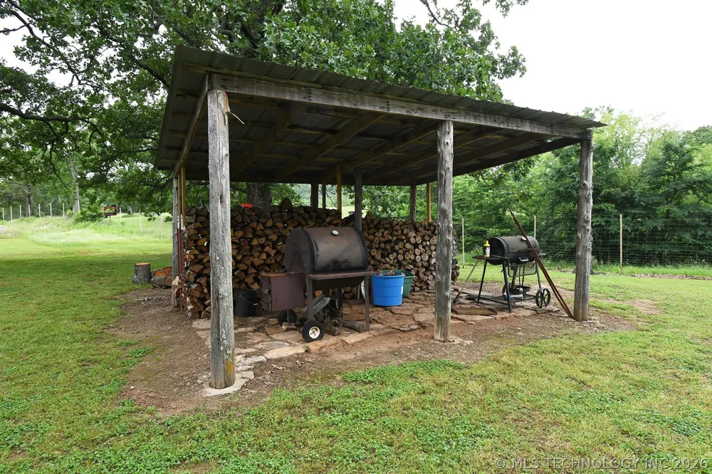 473763 E 993 ROAD Muldrow, OK 74948