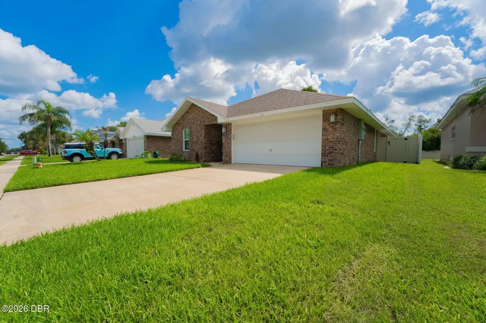 5483 Ward Lake Drive Port Orange, FL 32128