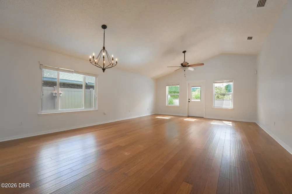 5483 Ward Lake Drive Port Orange, FL 32128