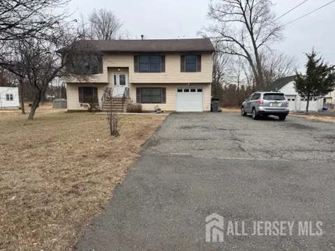 173 Metlars Lane