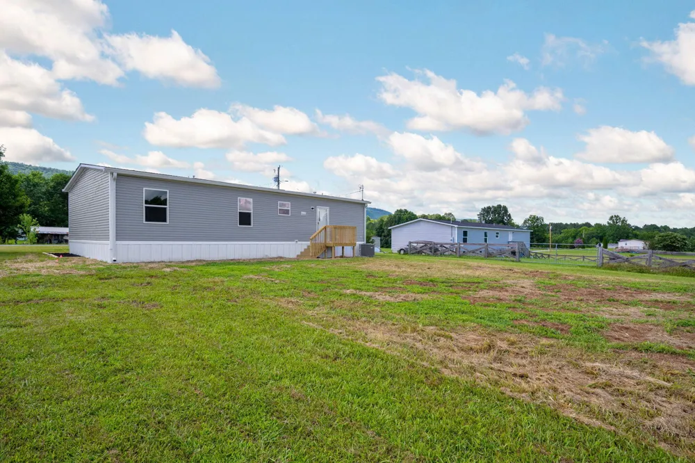 142 Meadow View Pikeville, TN 37367