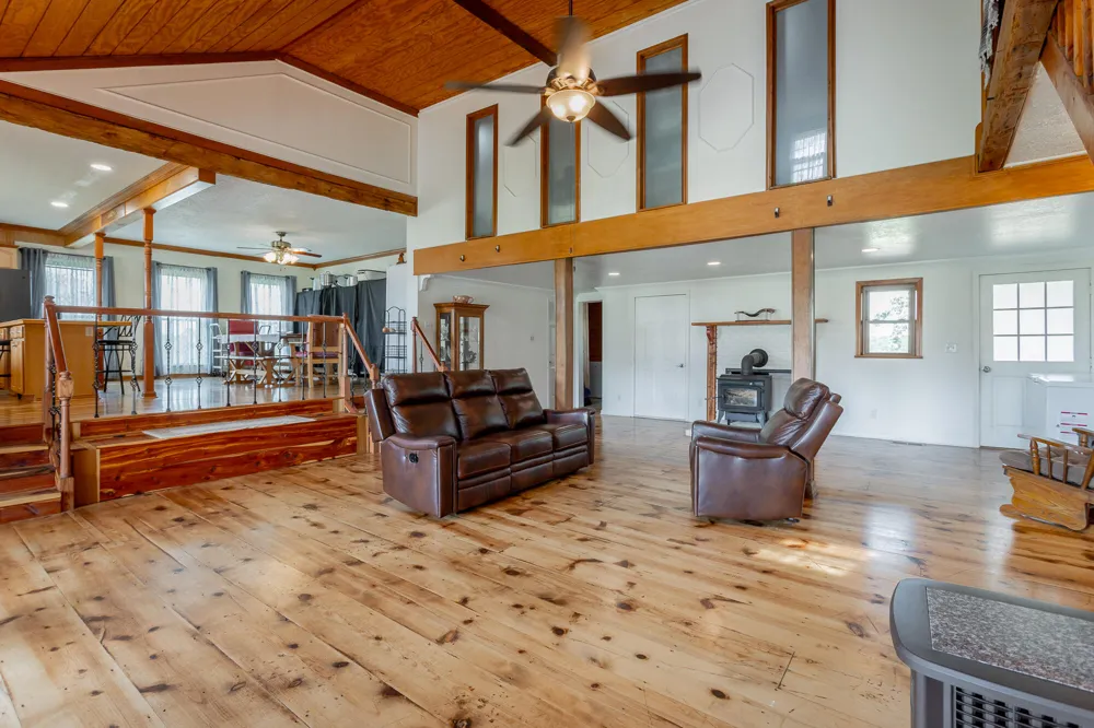 2195 Myers Road Pikeville, TN 37367