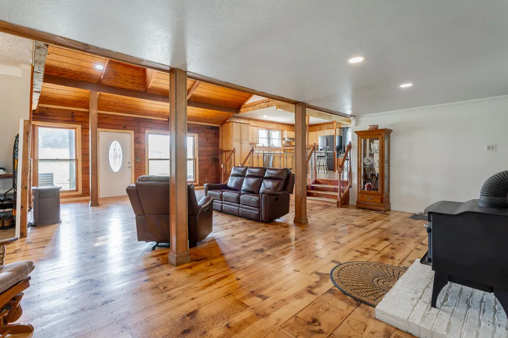 2195 Myers Road Pikeville, TN 37367