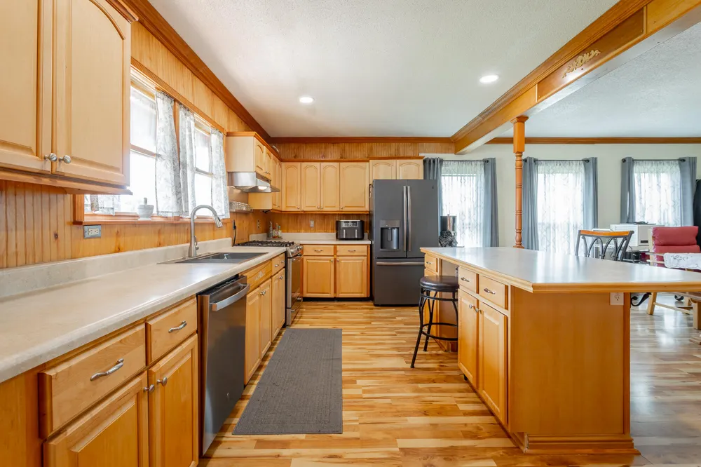 2195 Myers Road Pikeville, TN 37367