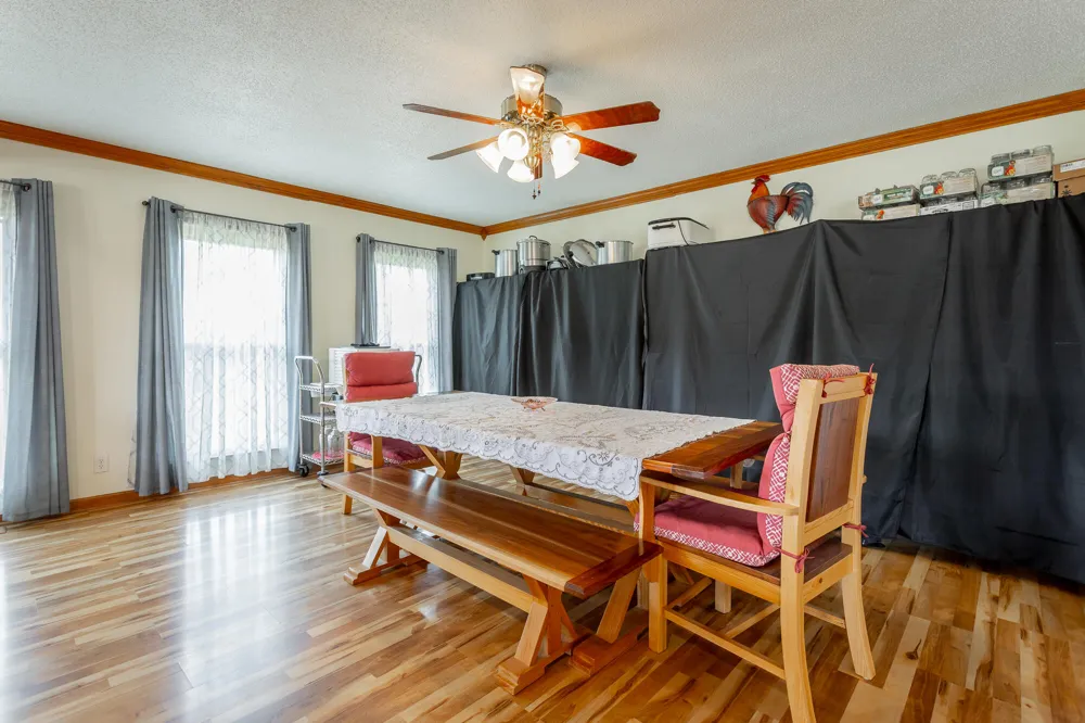 2195 Myers Road Pikeville, TN 37367