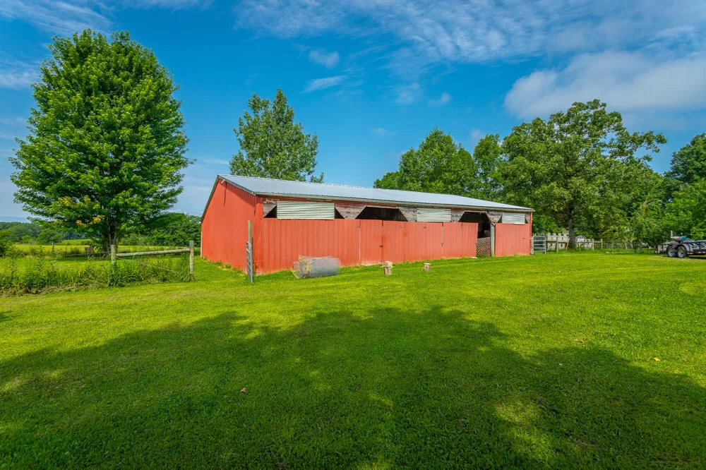 2195 Myers Road Pikeville, TN 37367
