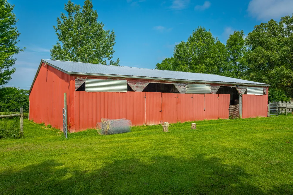 2195 Myers Road Pikeville, TN 37367