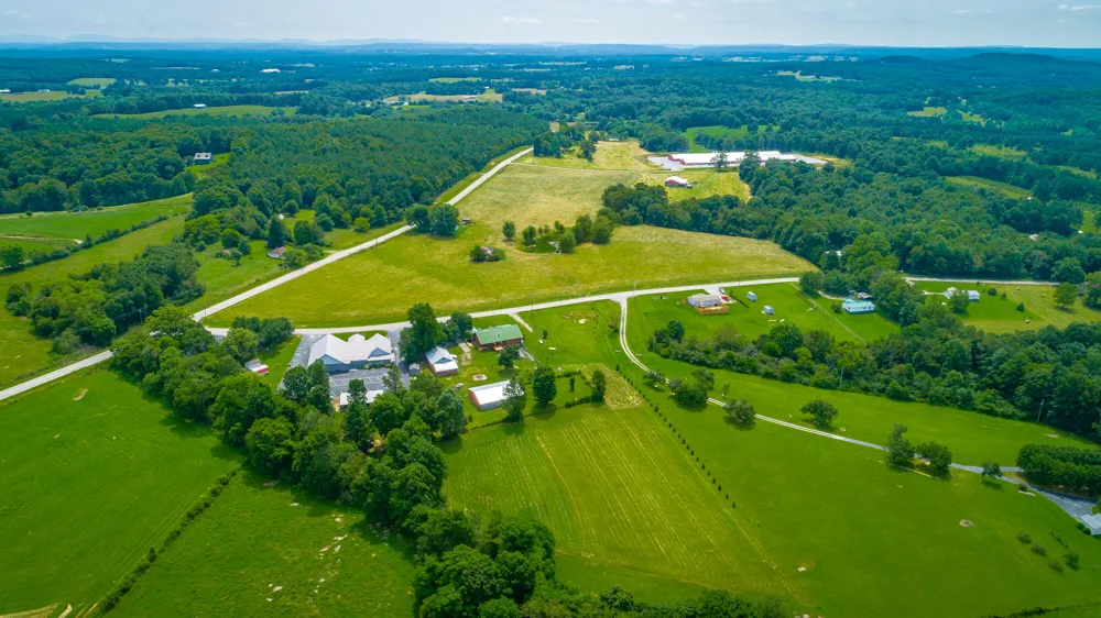 2195 Myers Road Pikeville, TN 37367