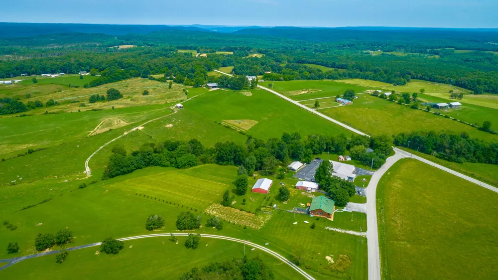 2195 Myers Road Pikeville, TN 37367