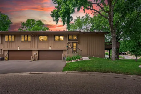 2615 Sumac Court