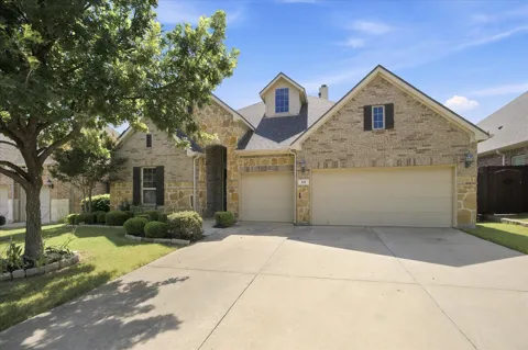 121 Oakwood Lane