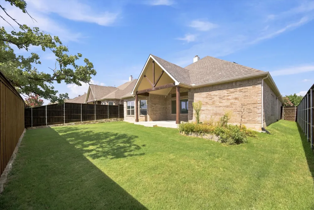121 Oakwood Lane Hickory Creek, TX 75065