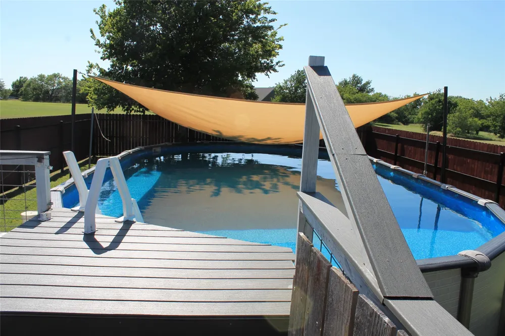 121 Port O Call Court Runaway Bay, TX 76426