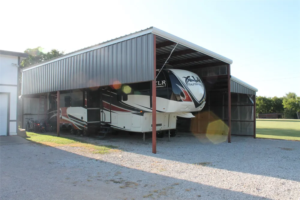 121 Port O Call Court Runaway Bay, TX 76426