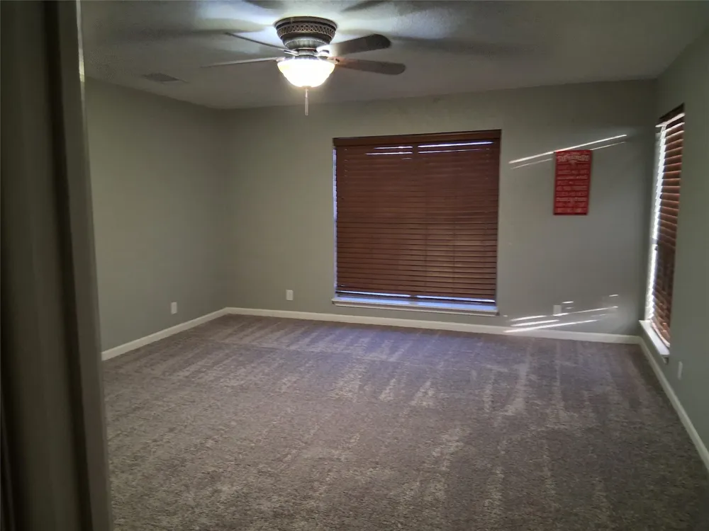 121 Port O Call Court Runaway Bay, TX 76426