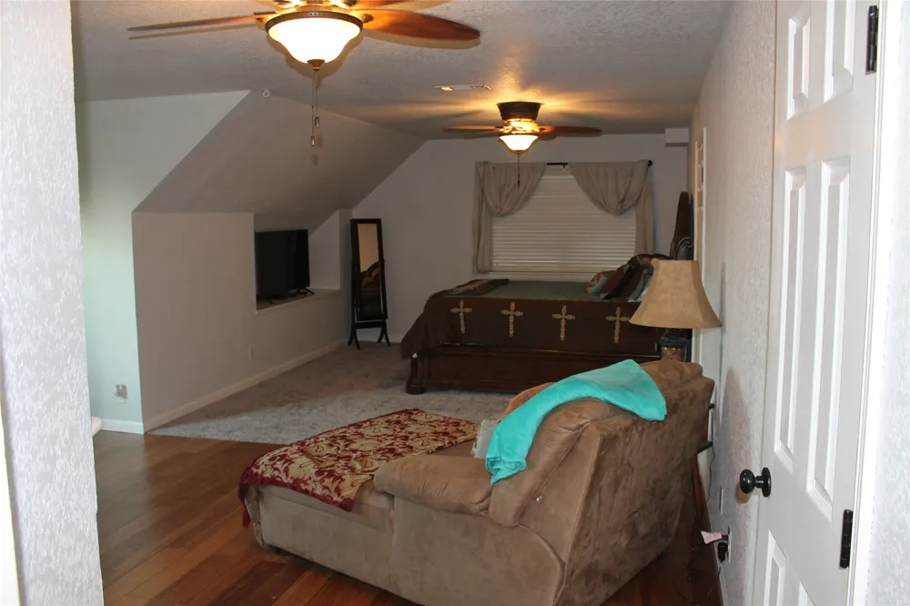 121 Port O Call Court Runaway Bay, TX 76426