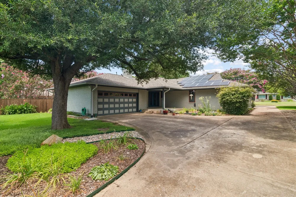 6150 Berwyn Lane Dallas, TX 75214