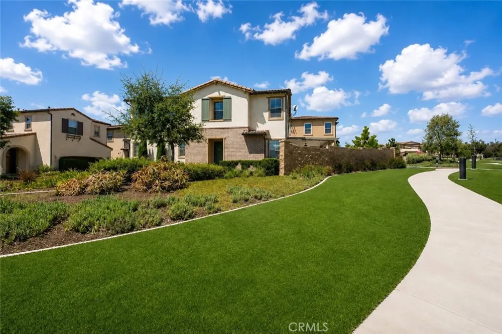 2841 Villa Catalonia Court Corona, CA 92881