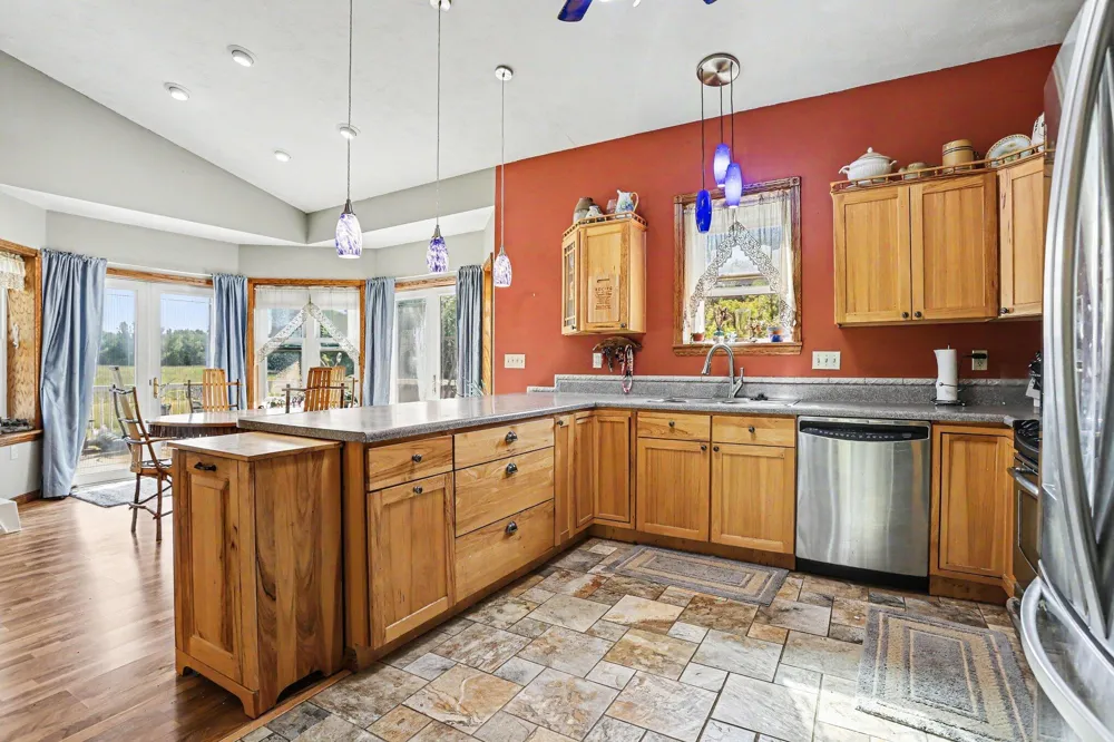 16470 E Ts Avenue Fulton, MI 49052