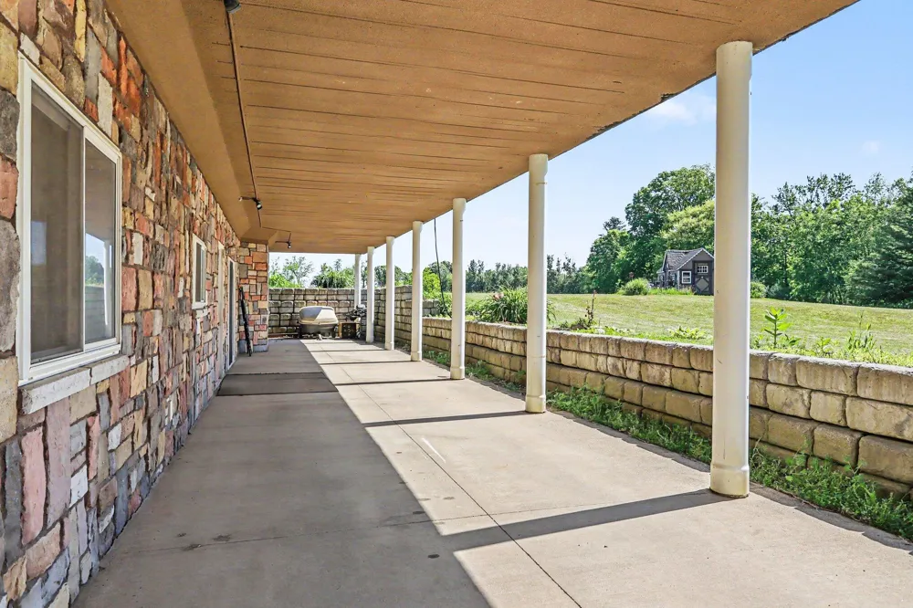 16470 E Ts Avenue Fulton, MI 49052